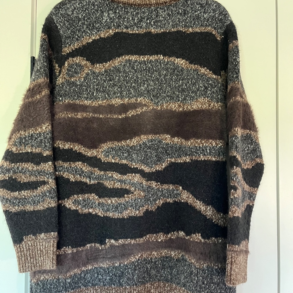 The Normal Brand - Picture 3 of 3